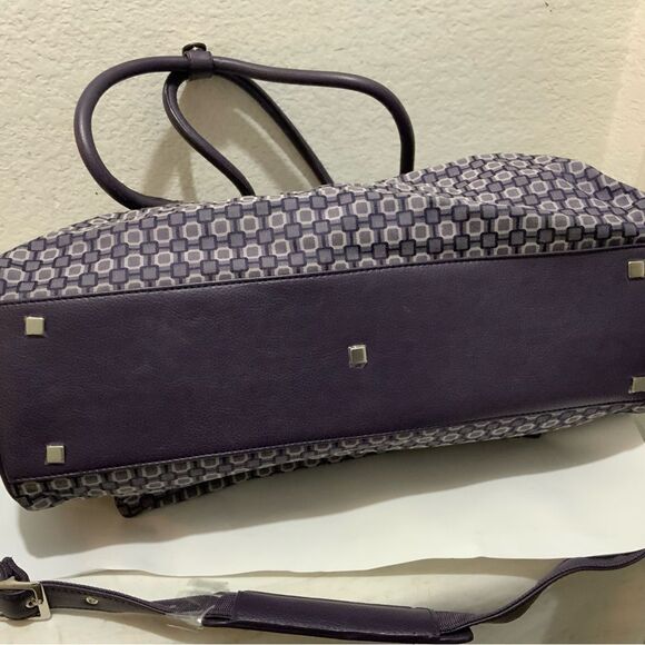Nine & Company Nine West Purple Checkerboard duffle bag with 3 exterior pockets - Picture 6 of 13